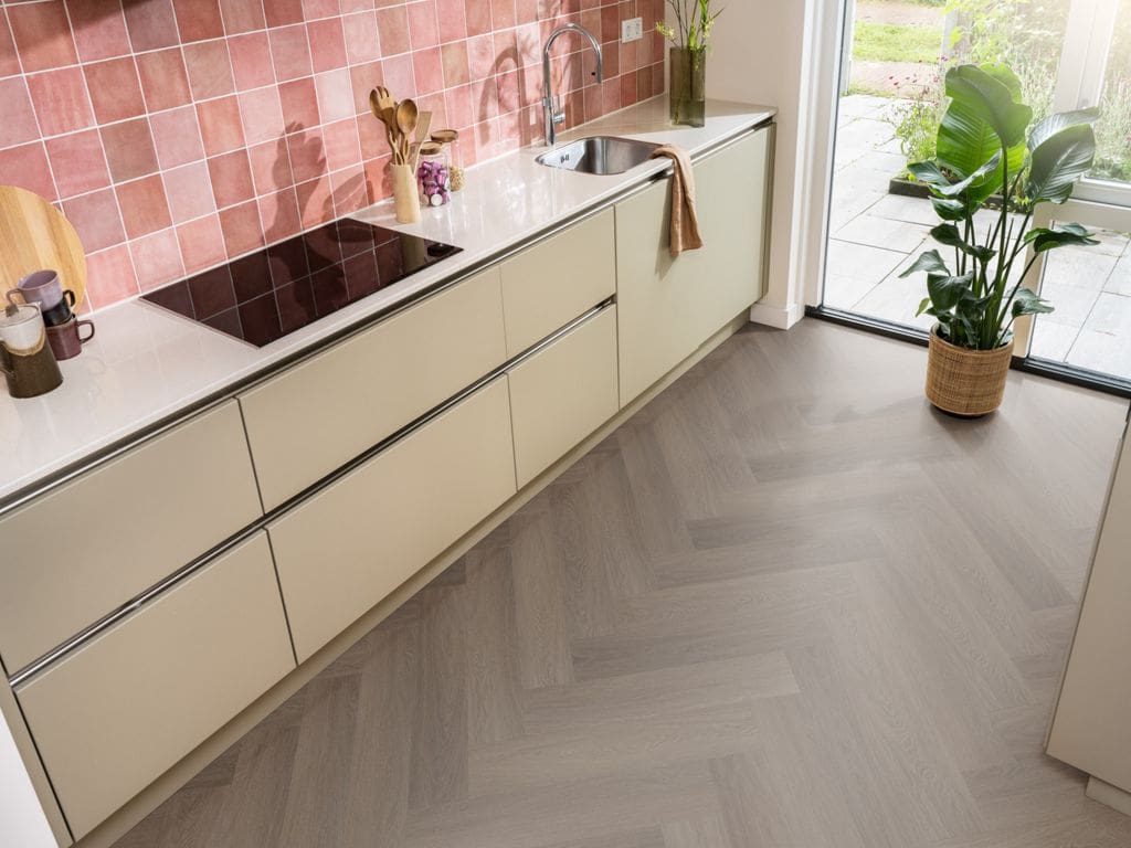 Spigato Estino visgraat dryback brown