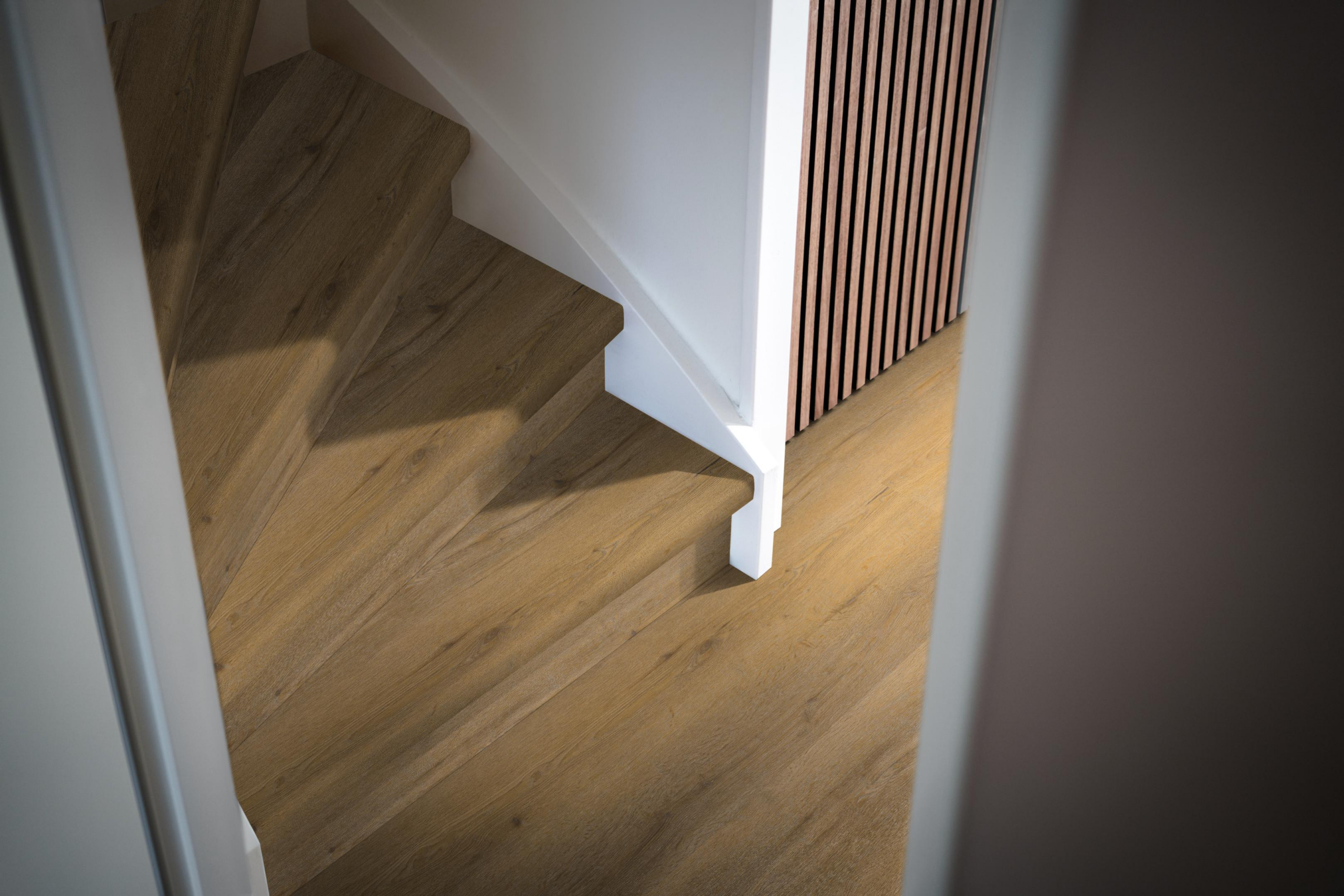 Traptreden set pvc Vivero dark oak